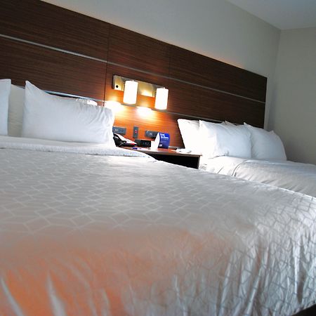 Holiday Inn Express & Suites - Columbia City By Ihg Екстериор снимка