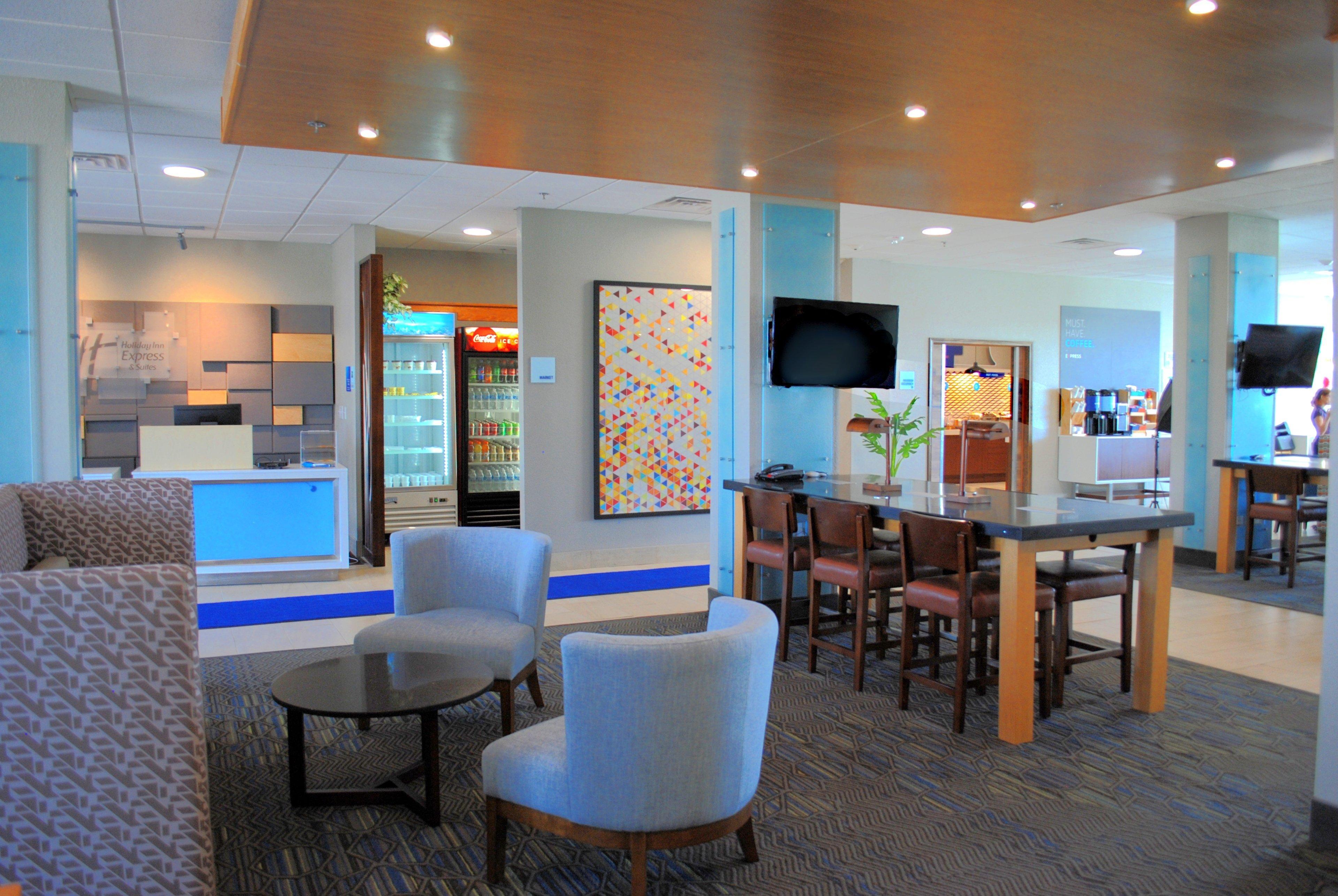 Holiday Inn Express & Suites - Columbia City By Ihg Екстериор снимка